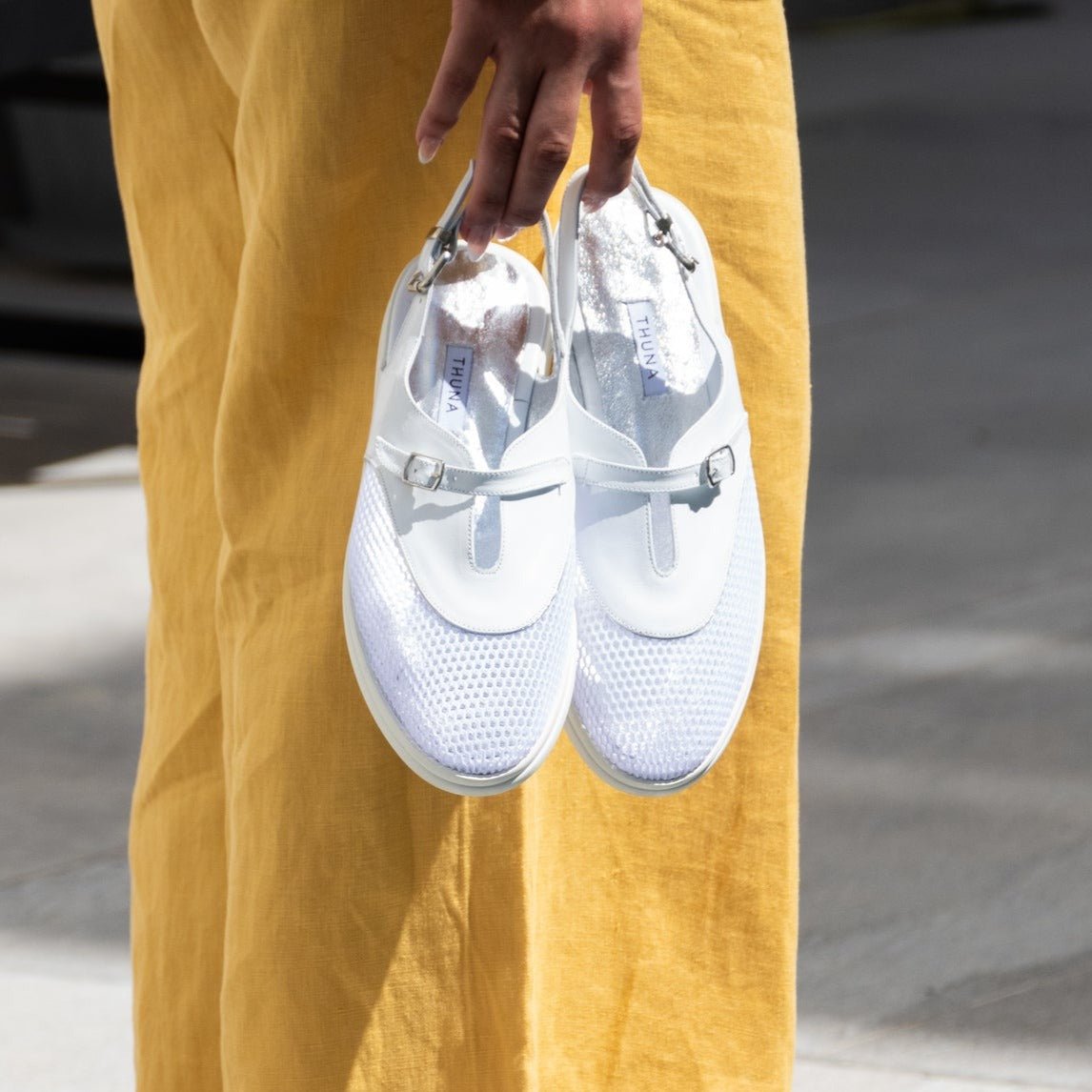Aurora white sandal