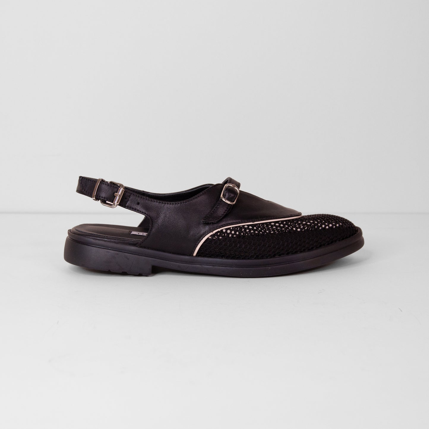 Aurora black sandal