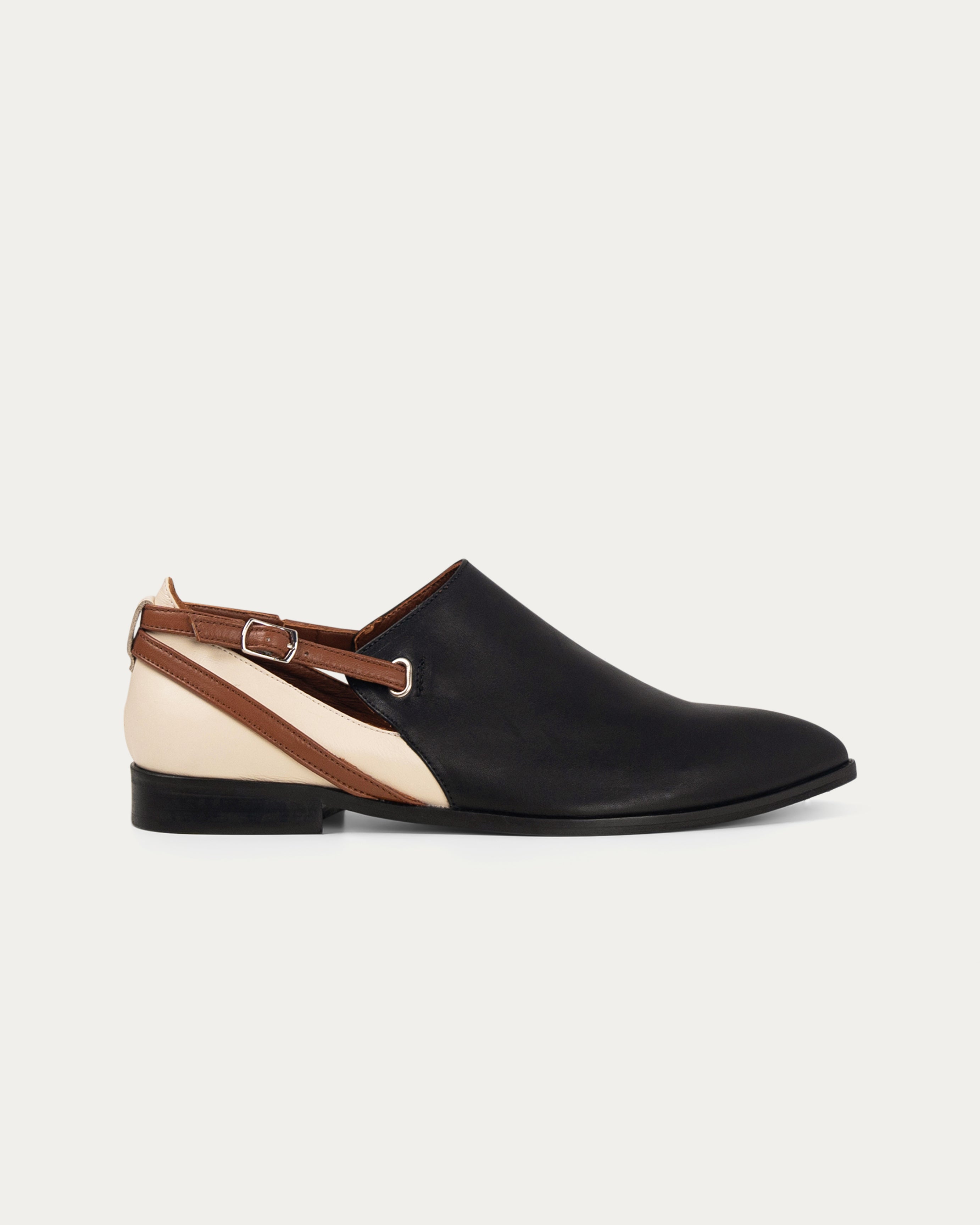 Miray black loafer - THUNA - Shoes - Kuwait - KSA