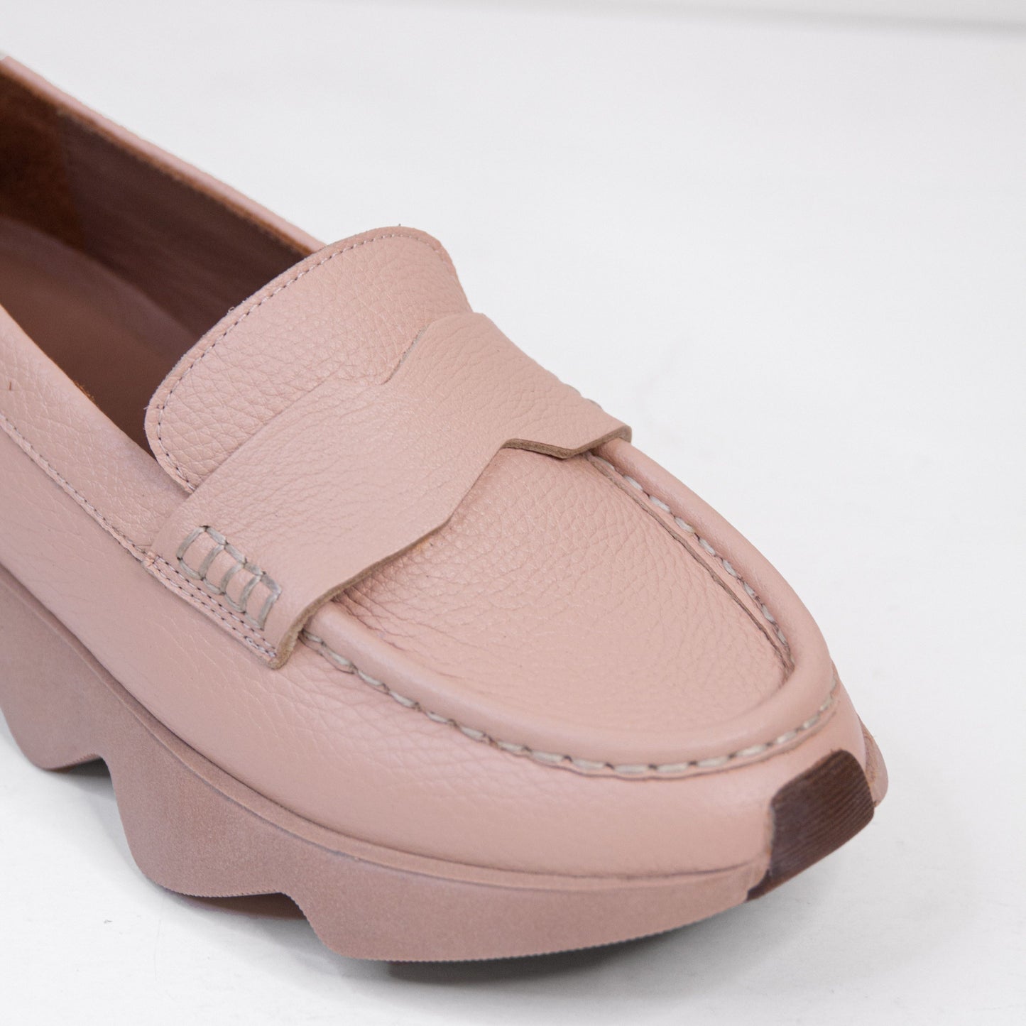 Dahlia nude loafer