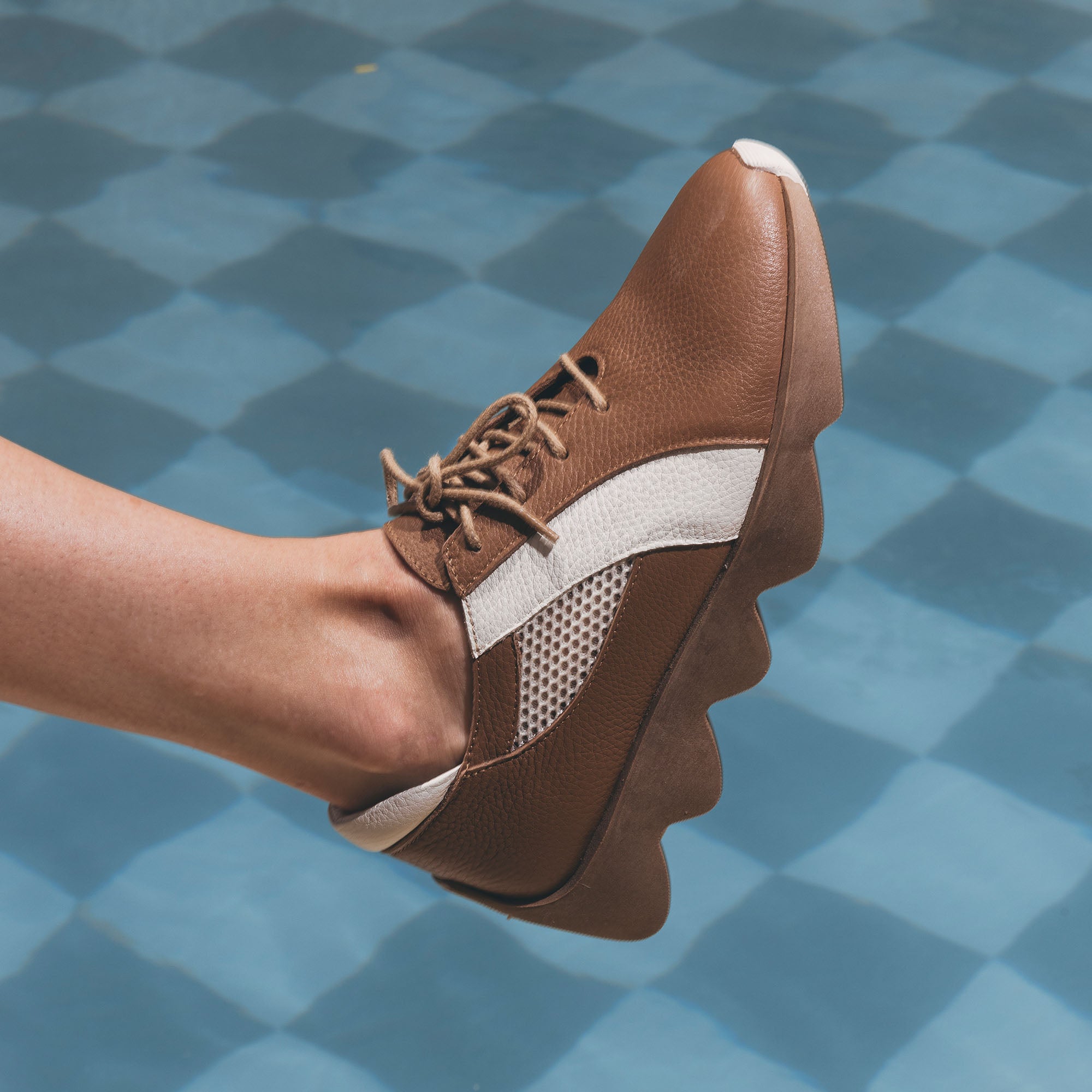 Douma tan sneakers - THUNA
