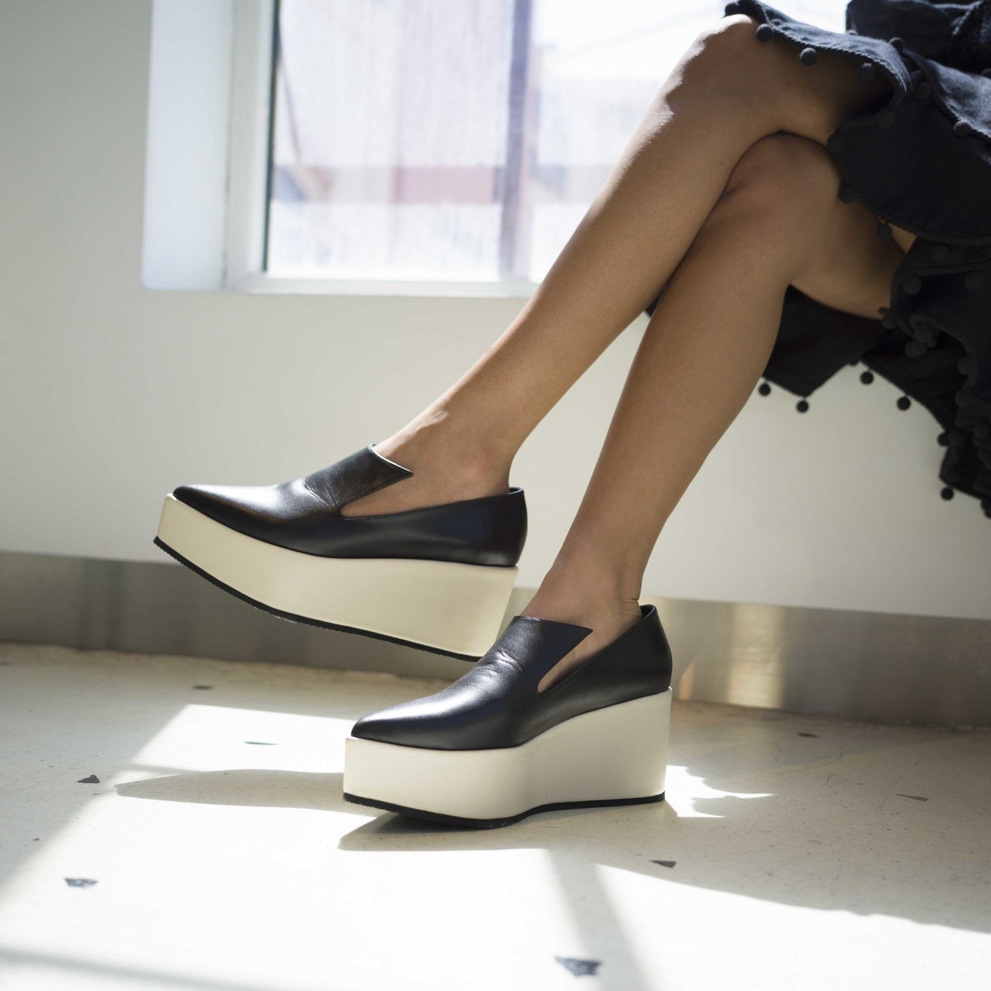Ruba black platform