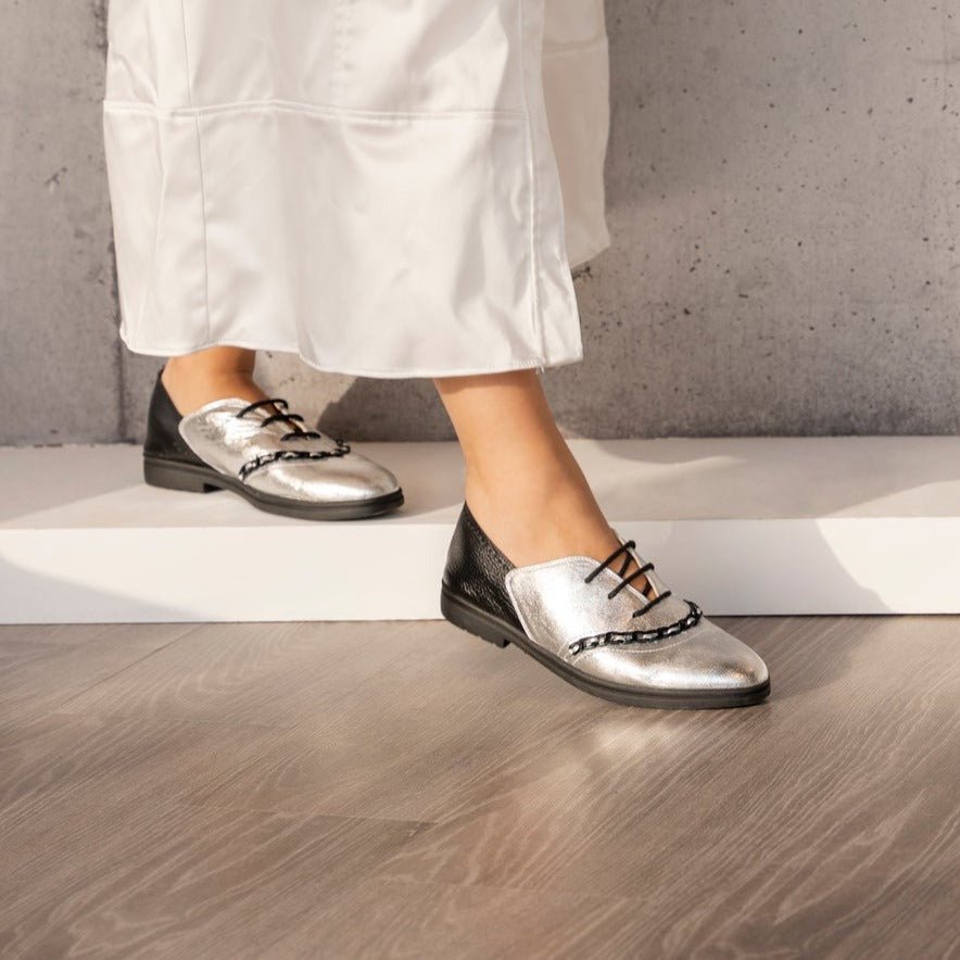 Dora silver oxford - THUNA