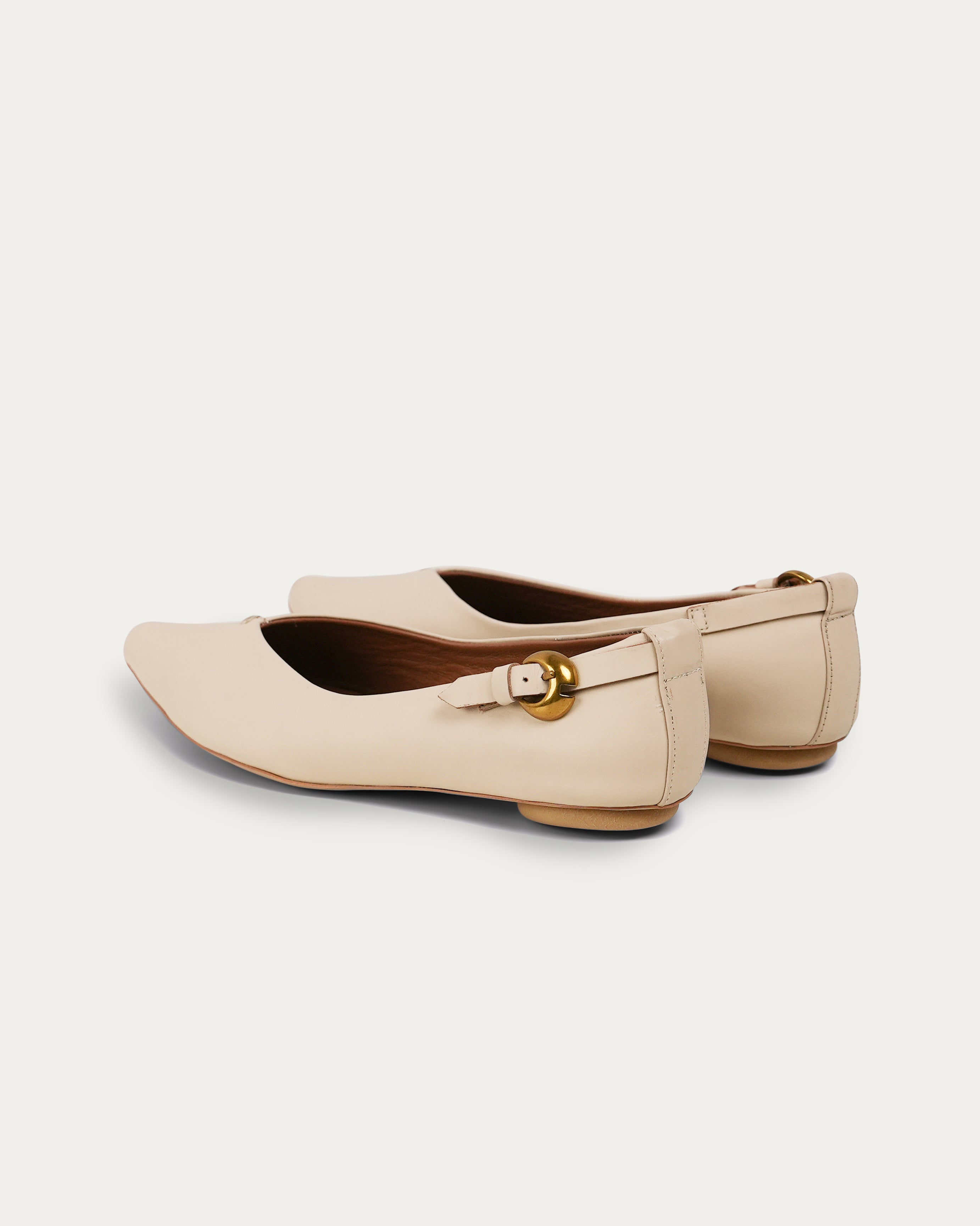 Aram beige loafer