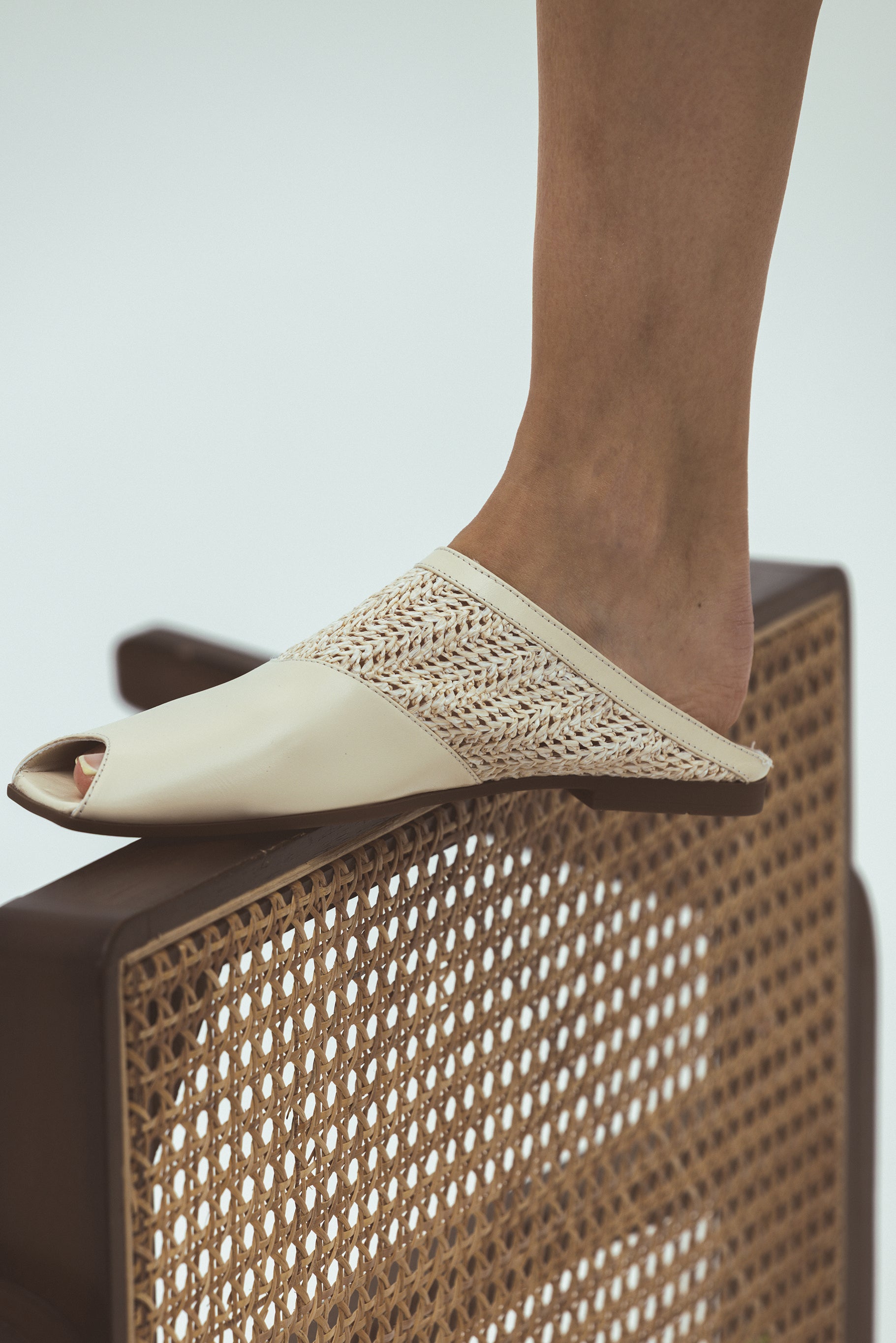 Clara cream mule
