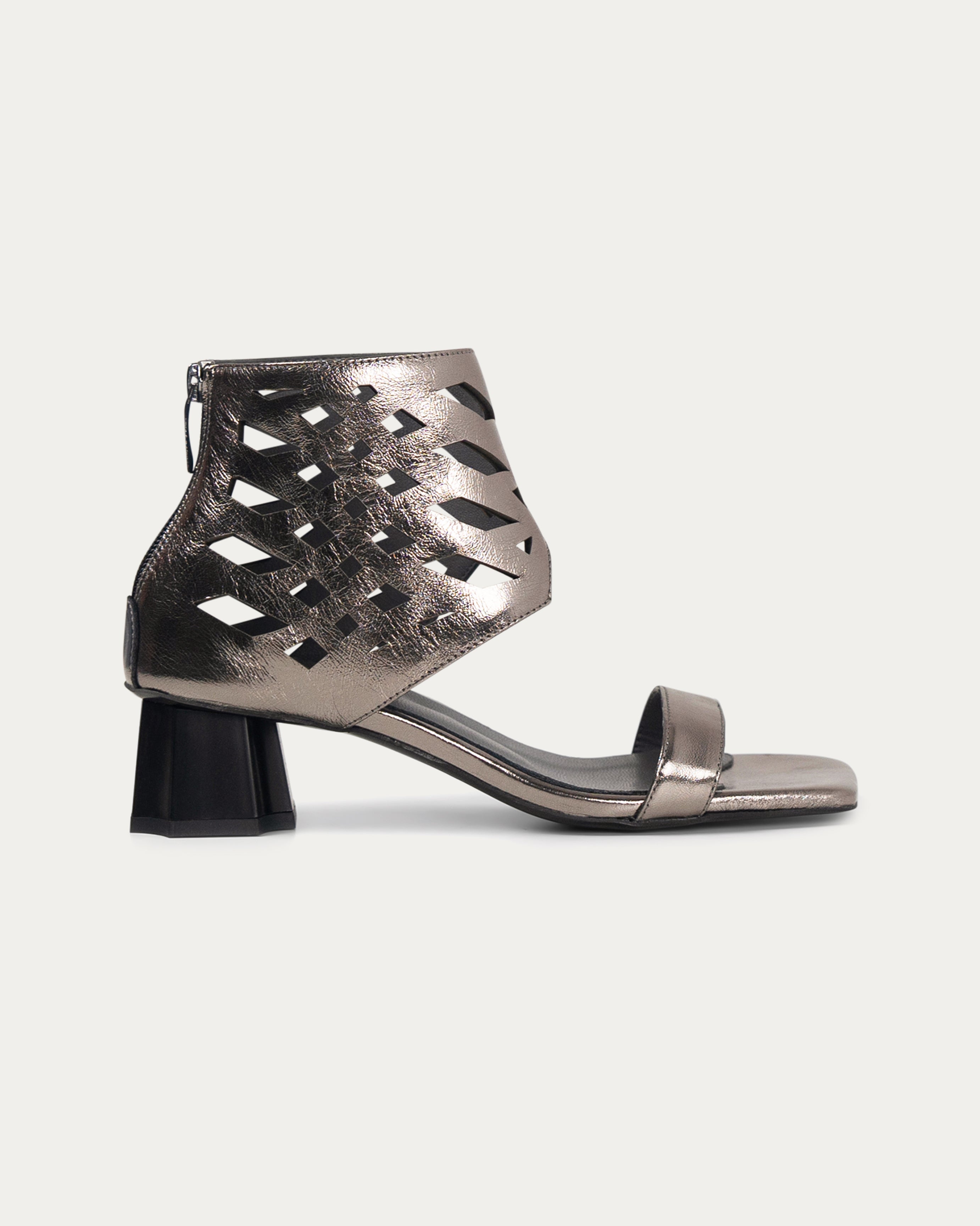 Kaya silver sandal - THUNA