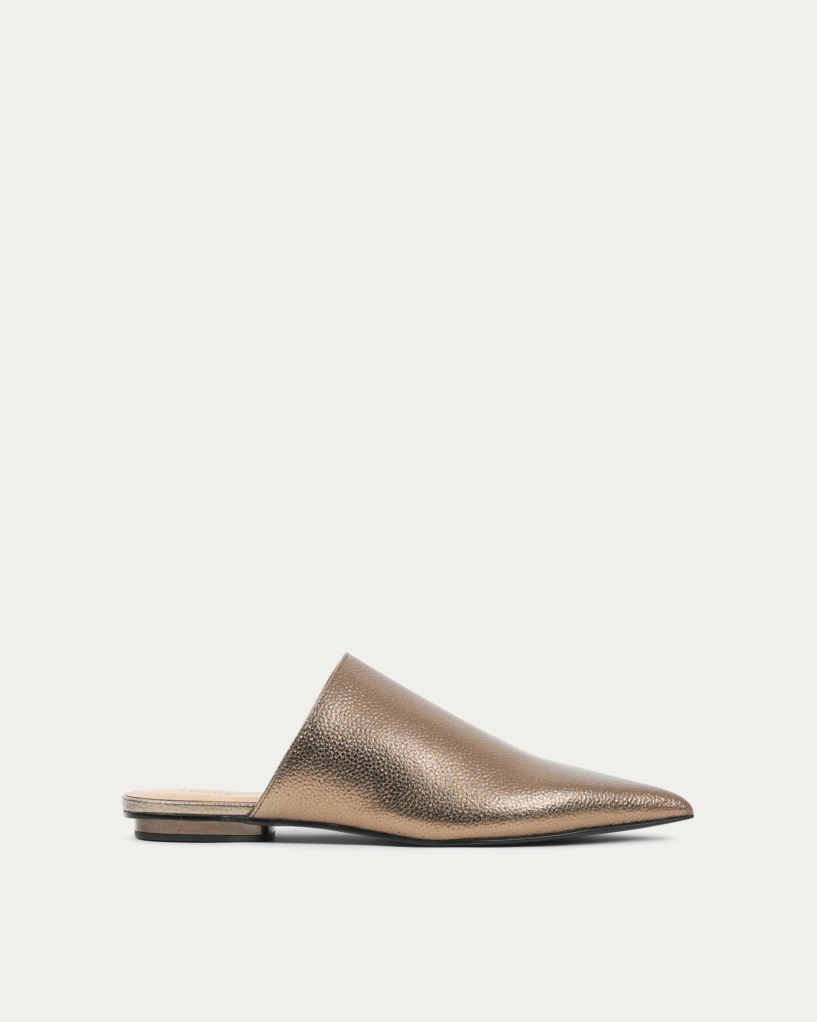 Nara bronze mule
