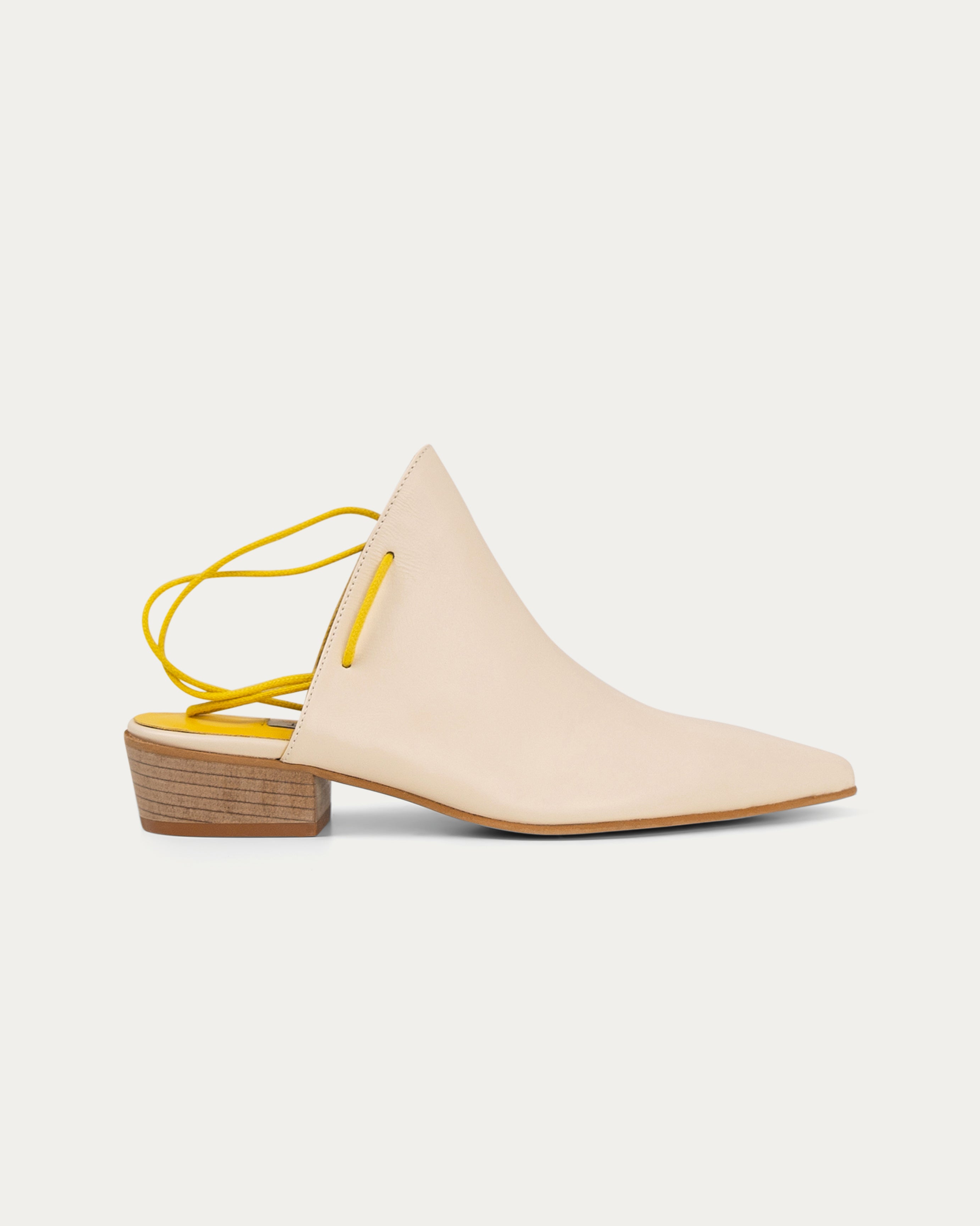 Nawa cream sandal - THUNA