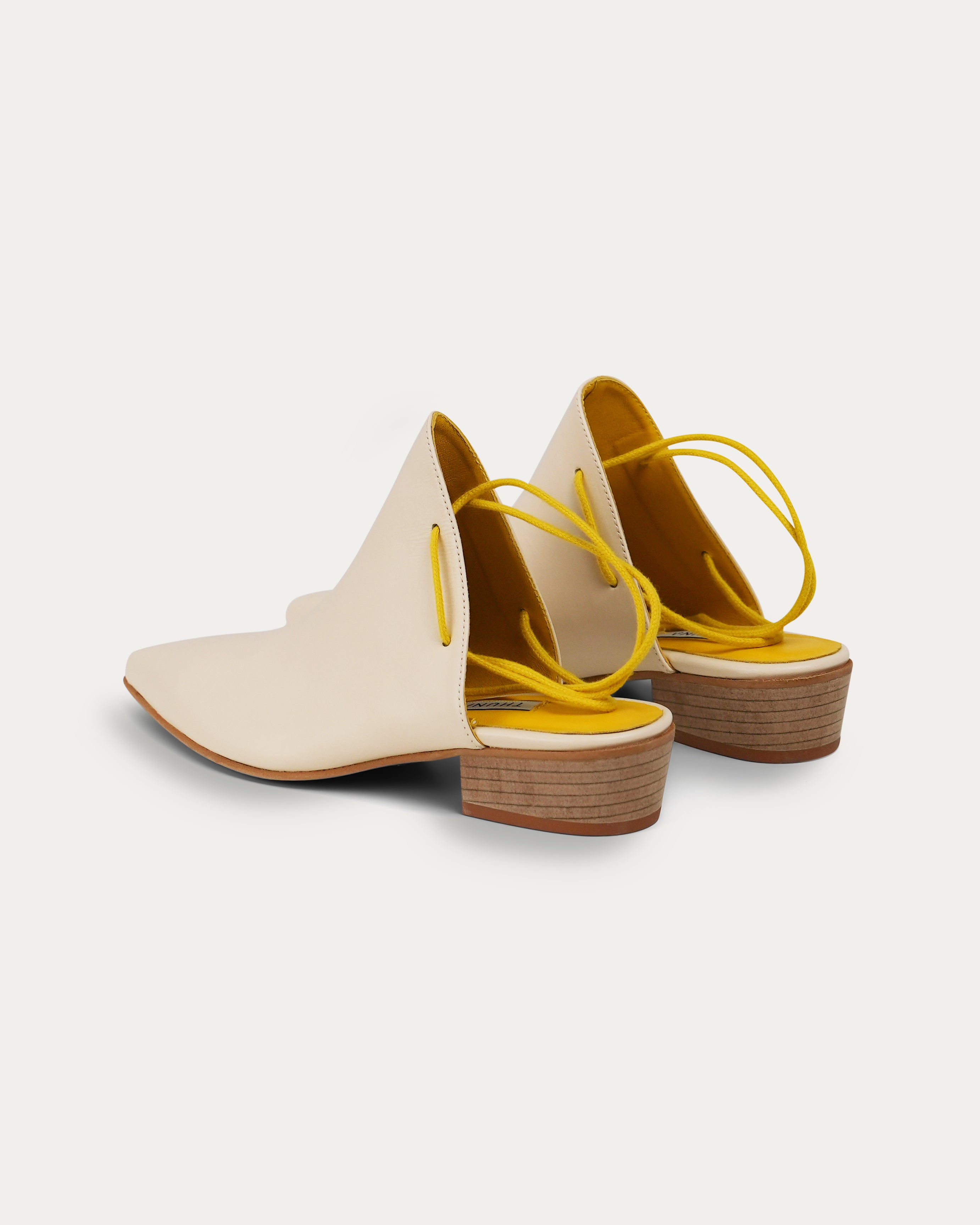 Nawa cream sandal