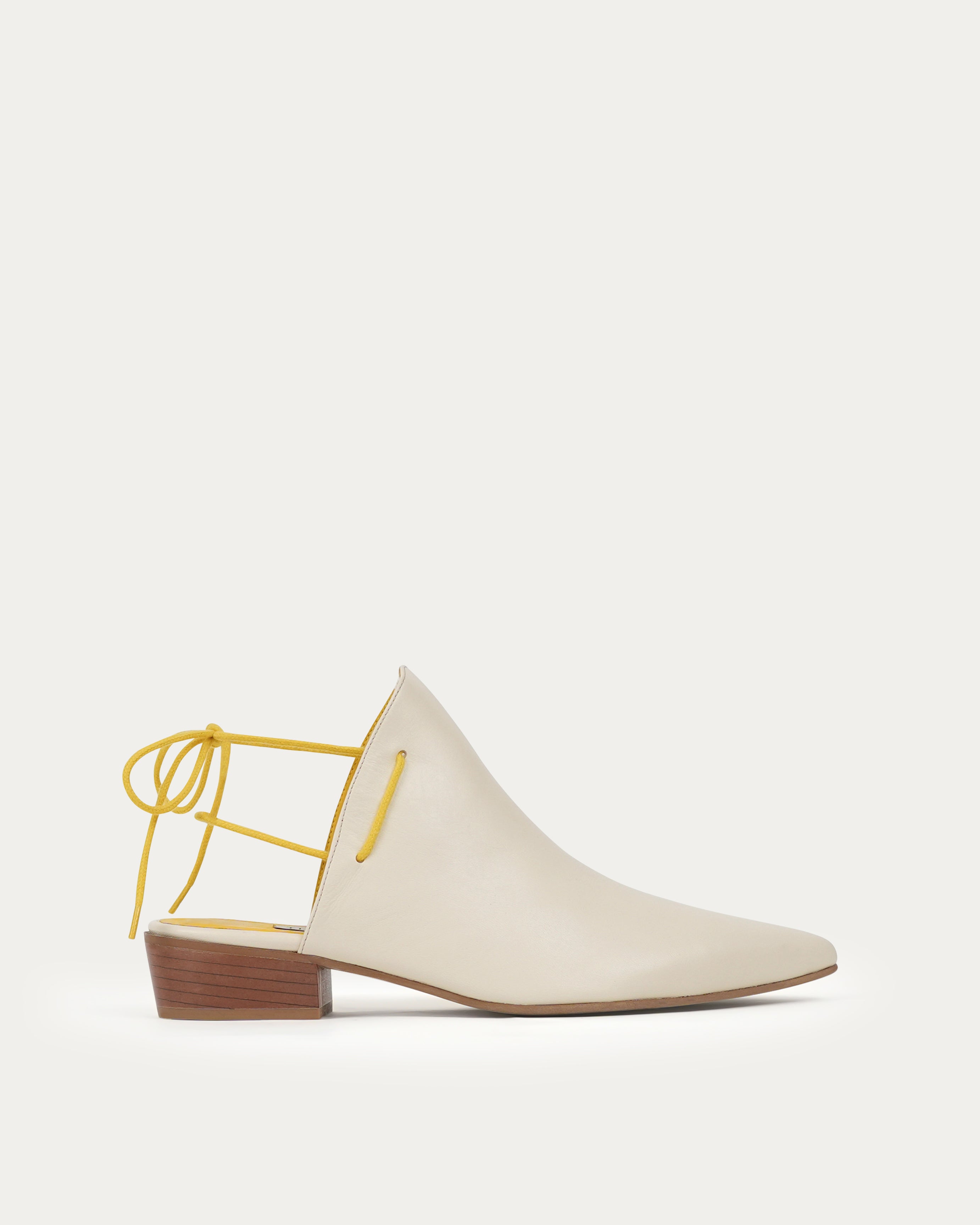 Nawa cream sandal