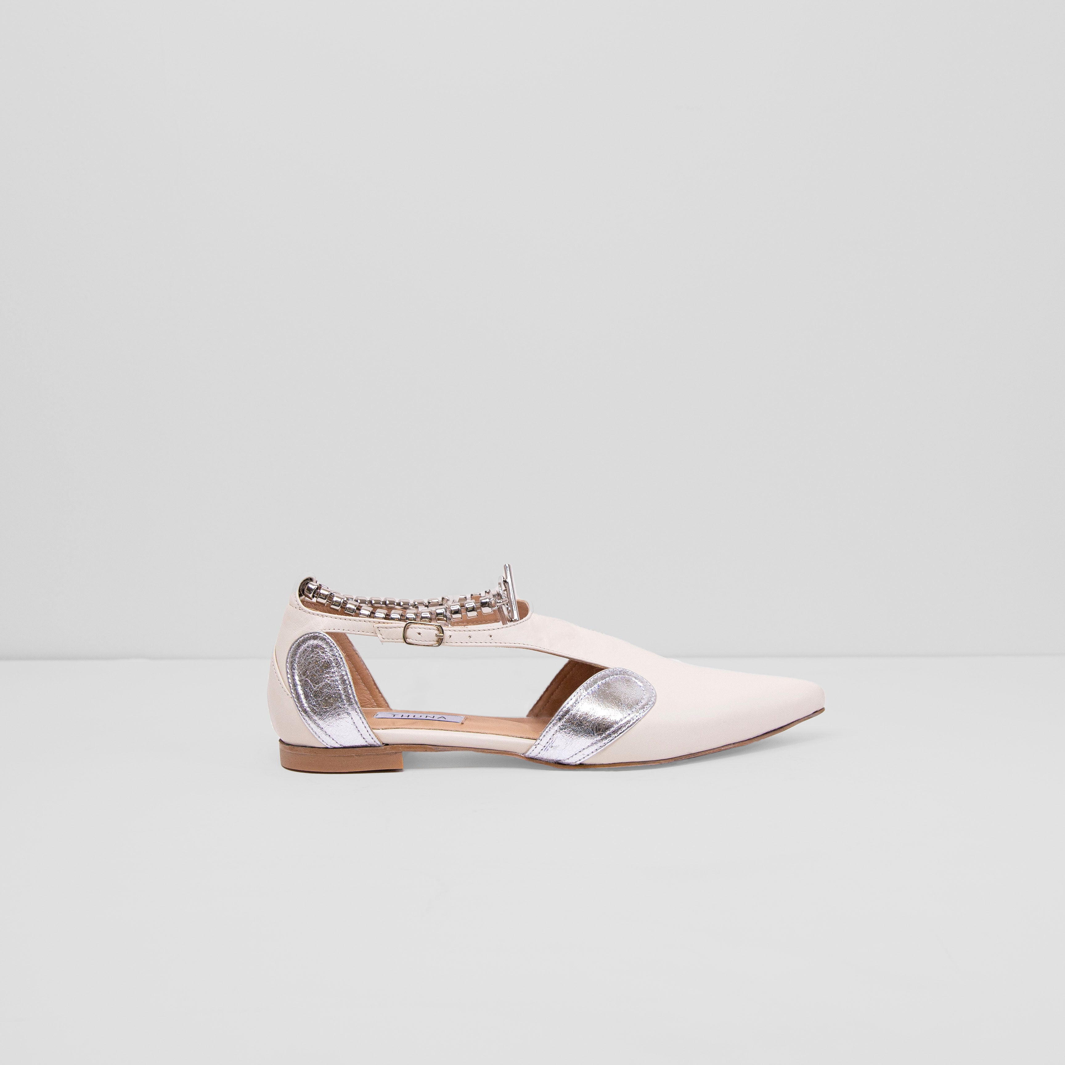 Nuwair cream sandal - THUNA